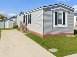 59315 Cary Ln #78, New Haven, MI 48048