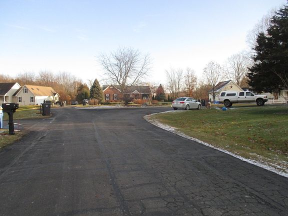4th image of 7935 Forest Creek Ct