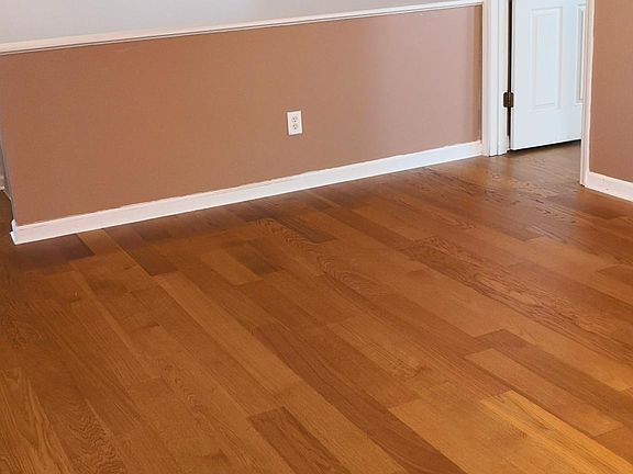 3rd image of 7716 Brook Glen Way