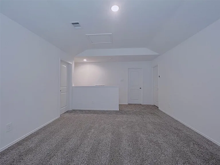 14918 Cypress Hollow Dr — Photo 24