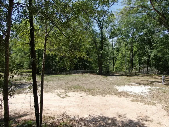 51 Coweta Rd, Hoboken, GA 31542