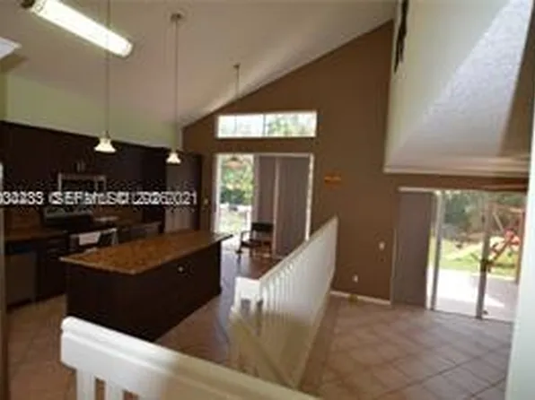 15590 NW 12th Ct, Pembroke Pines, FL 33028