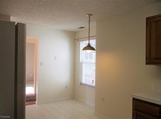 408 Azalea Ter, Branchburg, NJ 08876