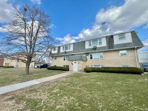 5811 Rose Ave APT 9, Countryside, IL 60525