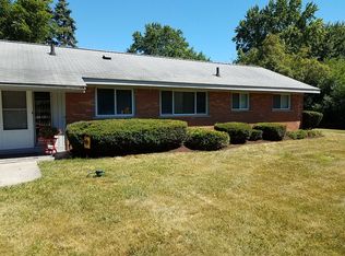 30100 W 13 Mile Rd, Farmington Hills, MI 48334