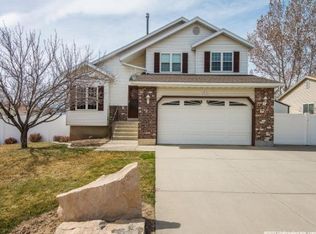 11690 S Eagle Ridge Dr, Sandy, UT 84094