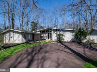 24 Cepp Rd, Perkiomenville, PA 18074