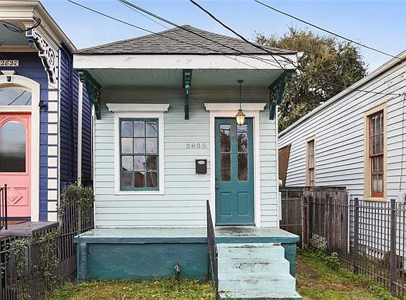 2nd image of 2825 Saint Thomas St