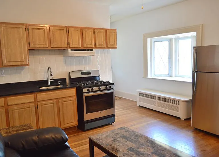 115 Comstock Ave #7 — Photo 2
