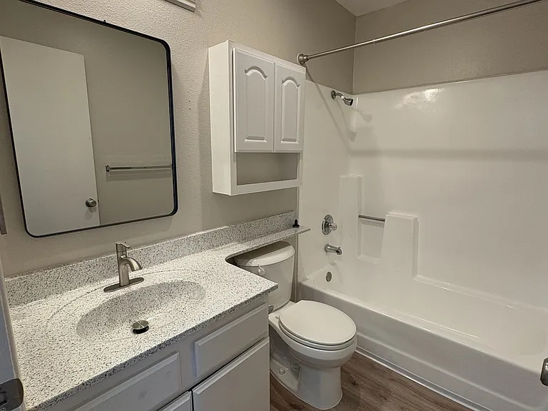 2920-202 Luciernaga St #2920-202 — Photo 3