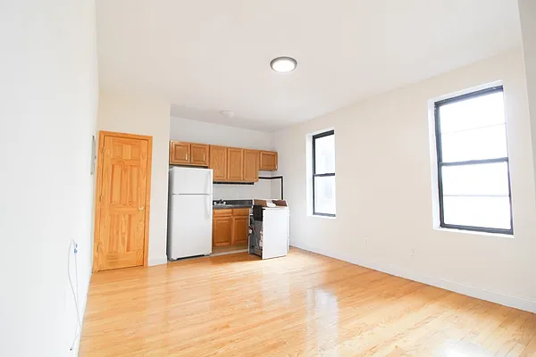 Rented by Voro New York | media 7