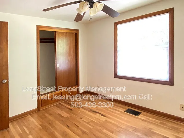 3255 NW Fillmore Ave — Photo 12