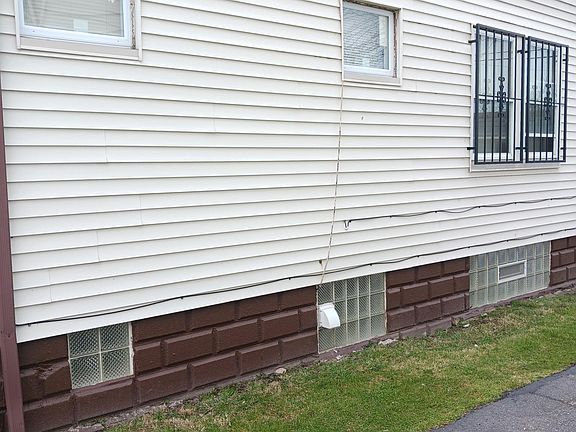 5th image of 11415 Matilda Ave