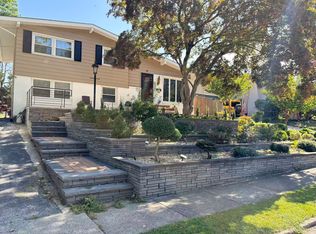 629 S Central Blvd, Broomall, PA 19008