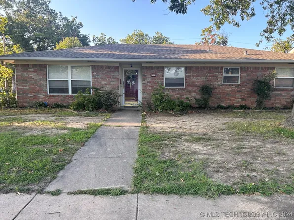 8705 E 28th Pl, Tulsa, OK 74129