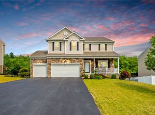 437 Beech Dr, Mc Kees Rocks, PA 15136