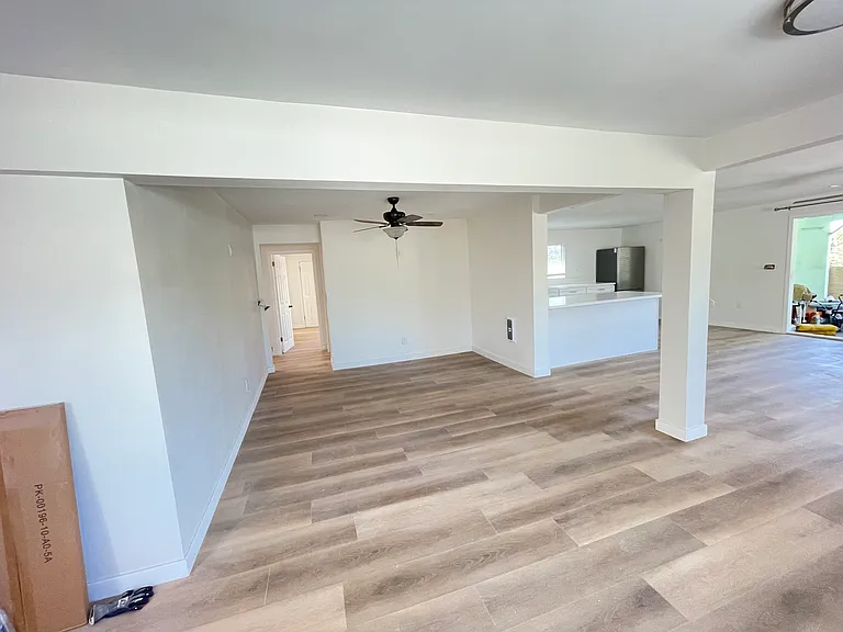 533 Mar Vista Dr — Photo 1