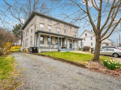 12 Main St, Annandale, NJ, 08801