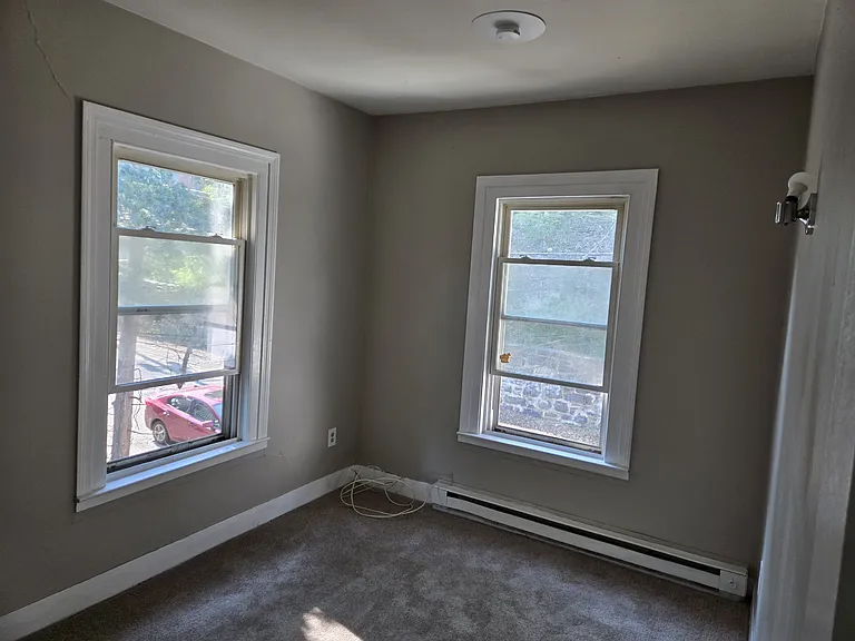 109 Green St #2 — Photo 9