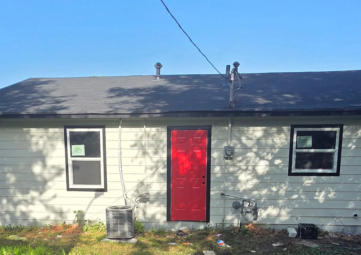 3 bed, 1000 sqft, $1,000 — Photo 1