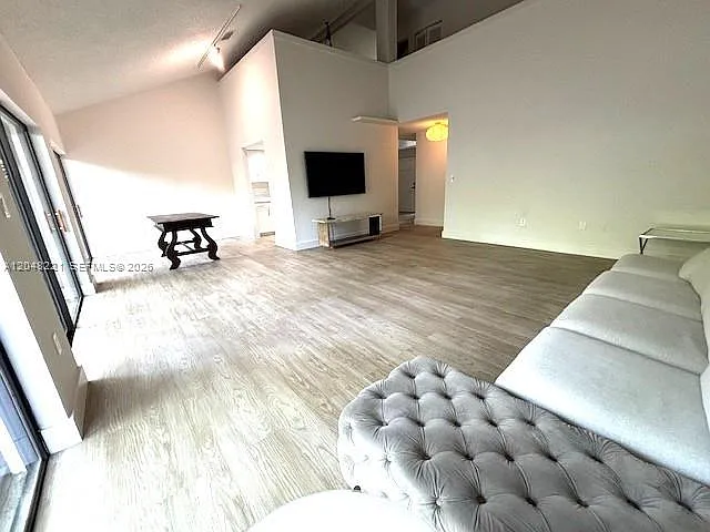 3074 Aviation Ave #1 — Photo 11