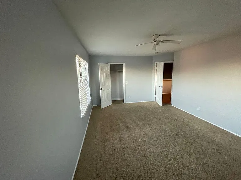 15809 W Maui Ln — Photo 6