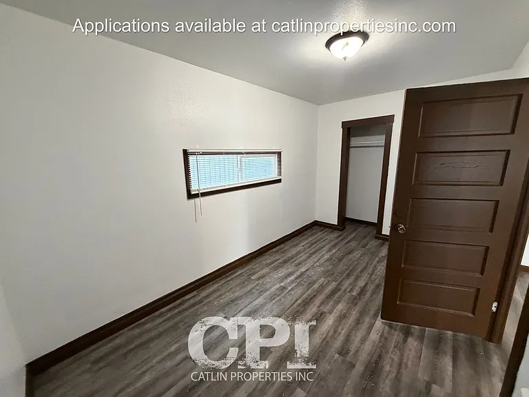305 Rosewood St — Photo 10