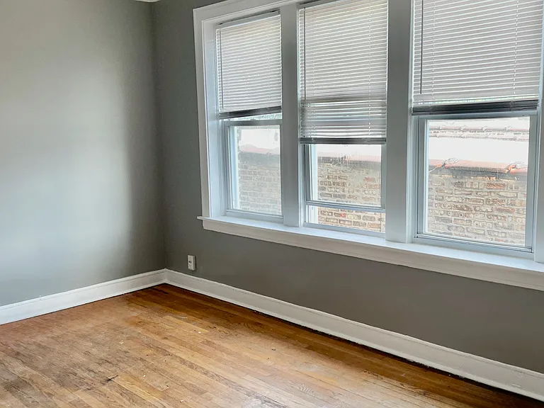 8226 S Marshfield Ave #3 — Photo 3