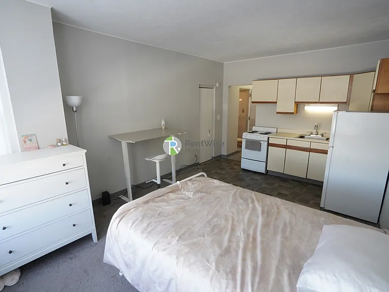 1118 Commonwealth Ave #5 — Photo 5