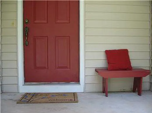 246 Rectory St — Photo 2