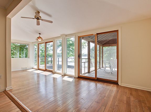 3rd image of 21399 W Sylvan Dr