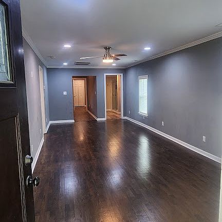 2nd image of 2113 1st St