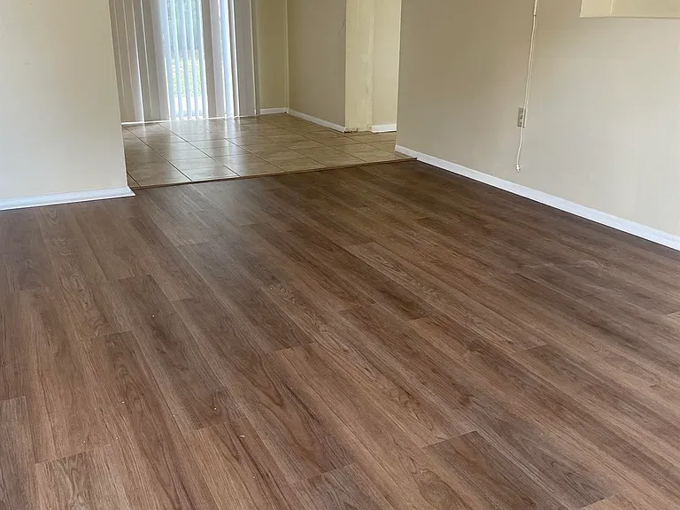 8488 94th Ave — Photo 3