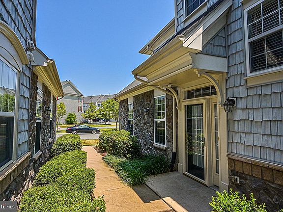 2nd image of 13941 Gullane Dr #115