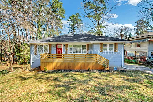 2122 Holly Hill Dr Photo 1