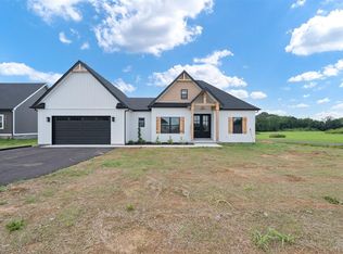 11 Cornerstone Dr, Alvaton, KY 42122