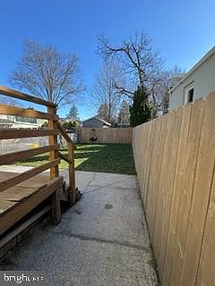 4th image of 24 Newkirk Ave