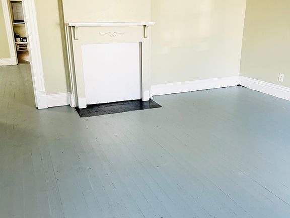 4th image of 2404 Saint Xavier St