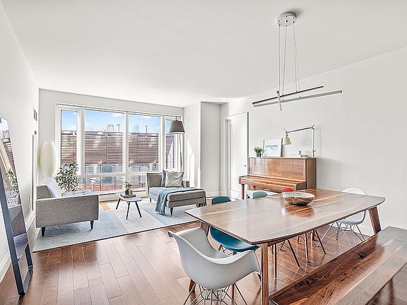 3rd image of 70 Little St W Unit 12D