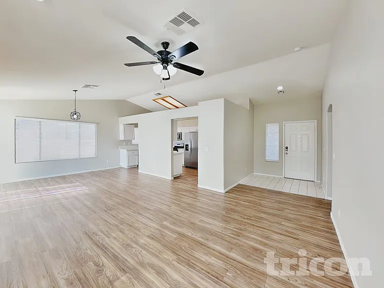 5044 Vista Del Rancho Way — Photo 2