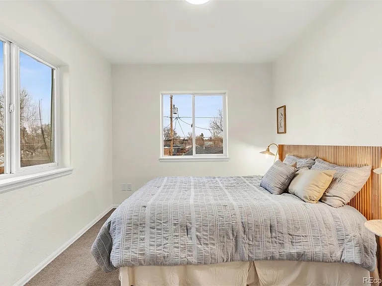 56 S Lowell Blvd — Photo 13