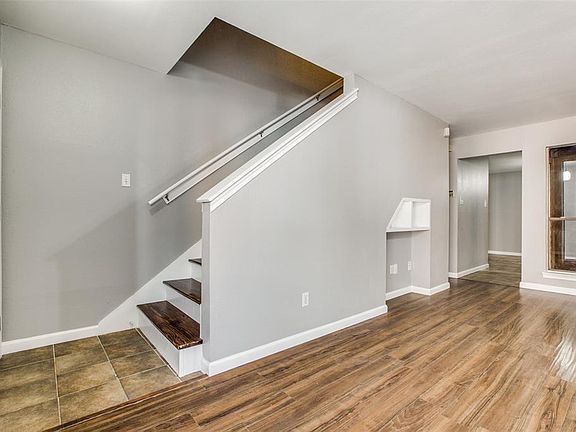 4th image of 2103 Place Rebecca Ln #D4