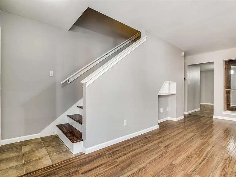 2103 Place Rebecca Ln #D4 — Photo 4