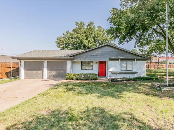 308 Franklin Dr, Euless, TX 76040