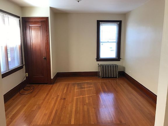 4th image of 6128 Hamilton Ave APT 2