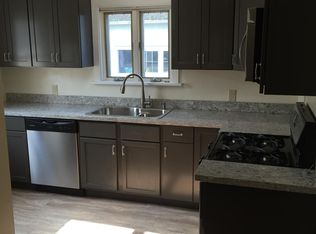 206 W Walnut St, Bloomington, IL 61701