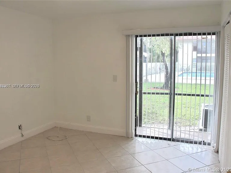 3004 Coral Ridge Dr #110B — Photo 7