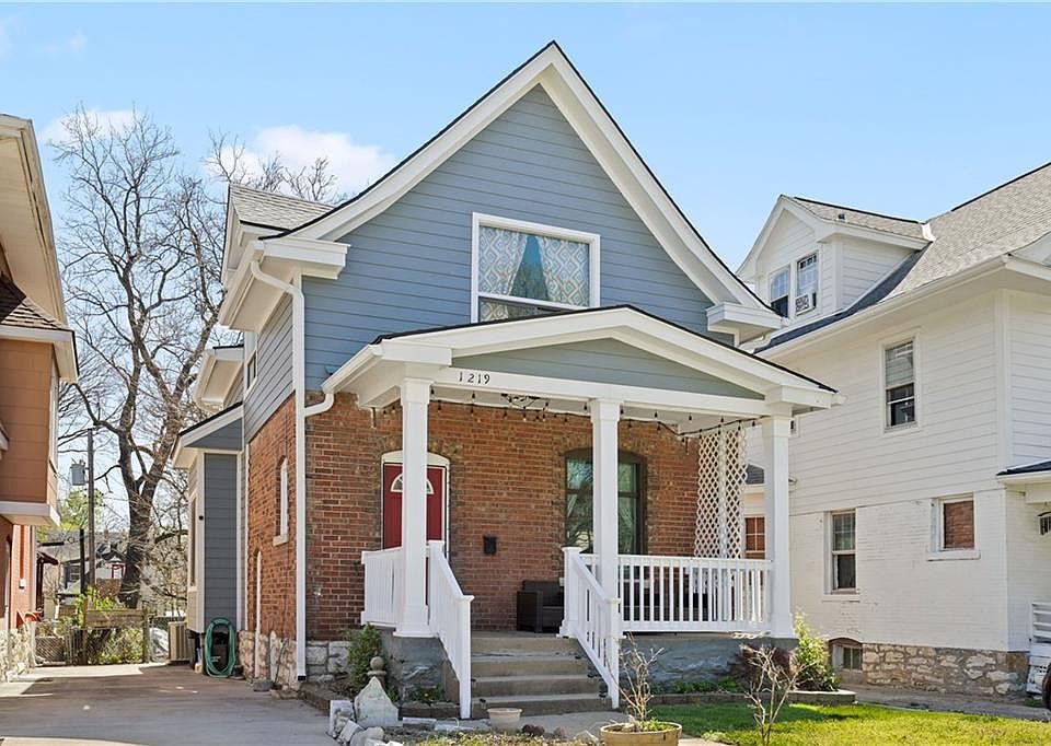1st image of 1219 W 40th St