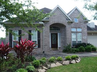 1938 Rolling Stone Dr, Friendswood, TX 77546