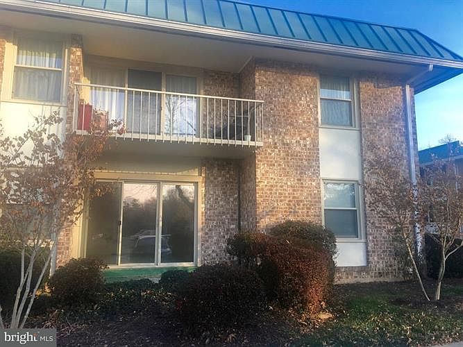 1st image of 3618 Gleneagles Dr #7-2F